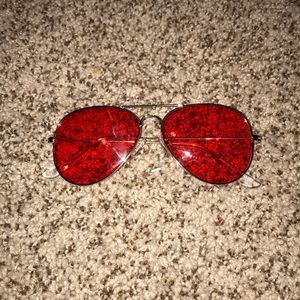 Red Tint Aviator Style Sunglasses